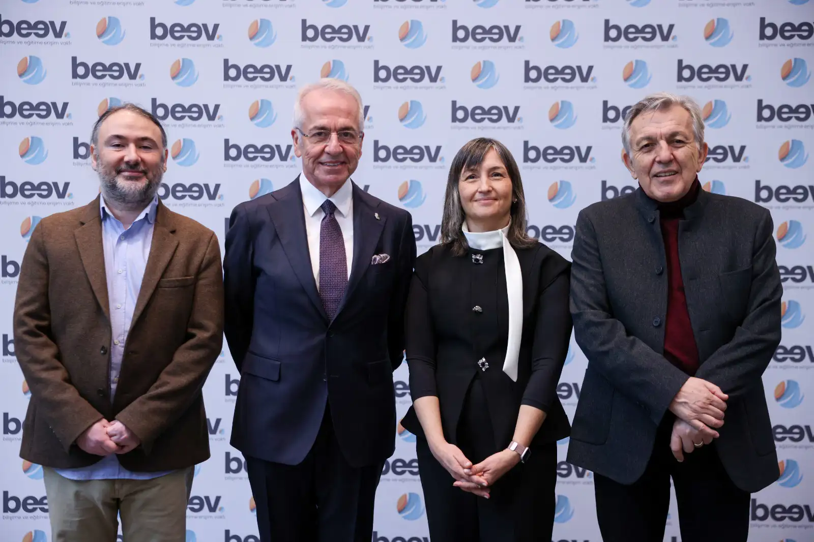 Eğitimde Eşitliğin Anahtarı Bilişim: BEEV Yolculuğuna Başladı